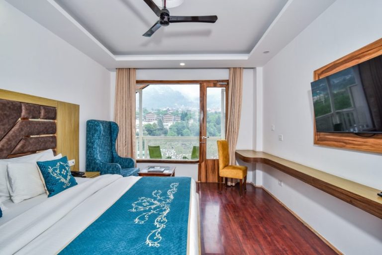 Super Deluxe Room